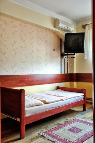 Hotel Dunav Сремськи Карловци Екстер'єр фото