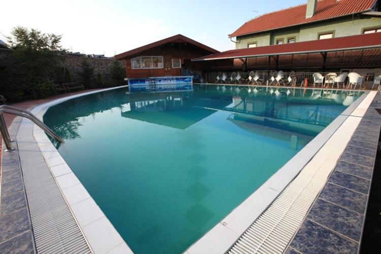 Hotel Dunav Сремськи Карловци Екстер'єр фото